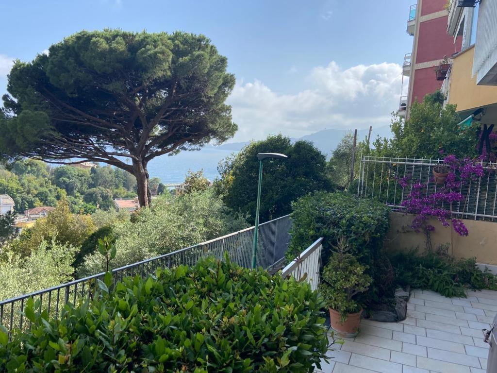 Appartamento Vista Mare Sul Golfo Del Tigullio Rapallo Dış mekan fotoğraf